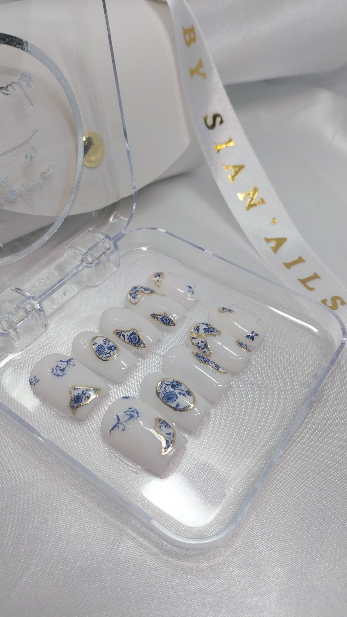 Éclat de porcelaine 🏮💙