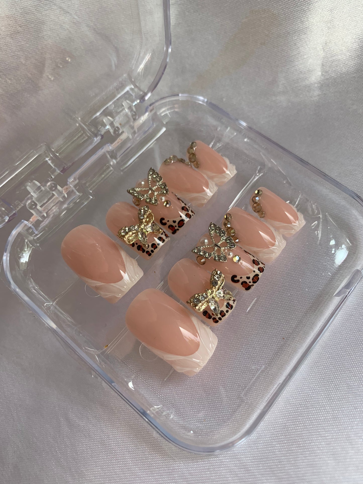 Jewel nails 💅✨