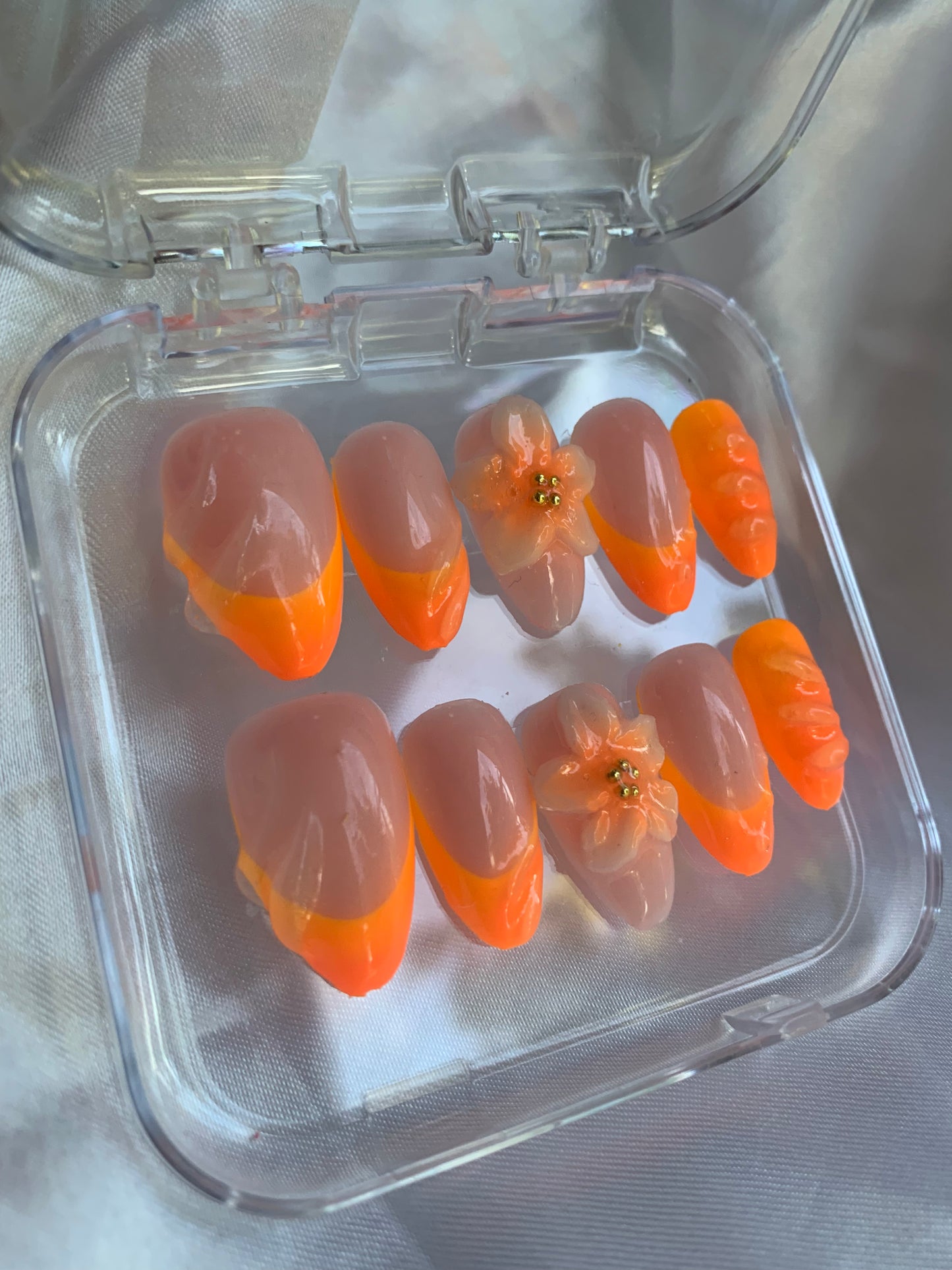 Juicy nails 🍑🧡