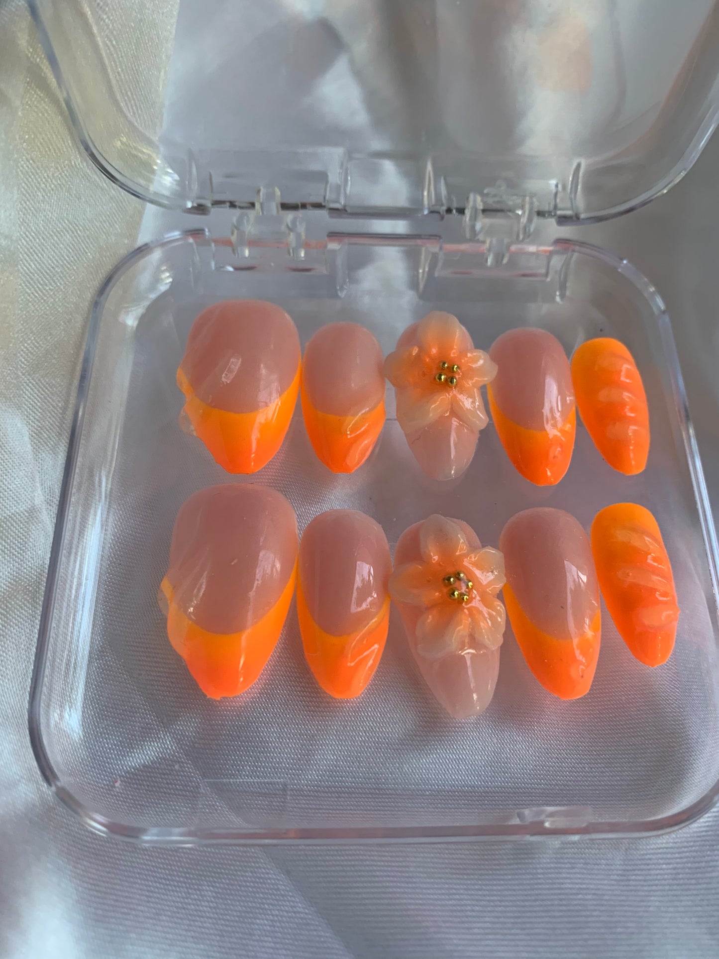 Juicy nails 🍑🧡