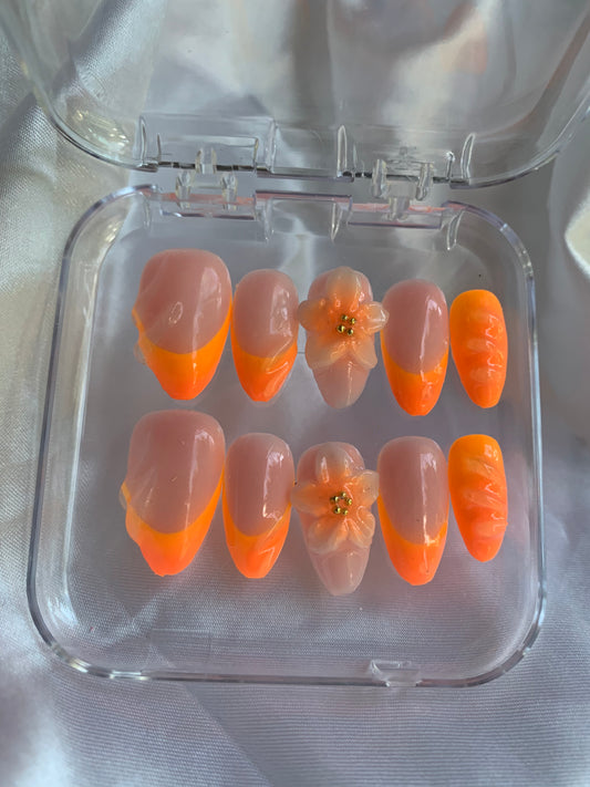 Juicy nails 🍑🧡