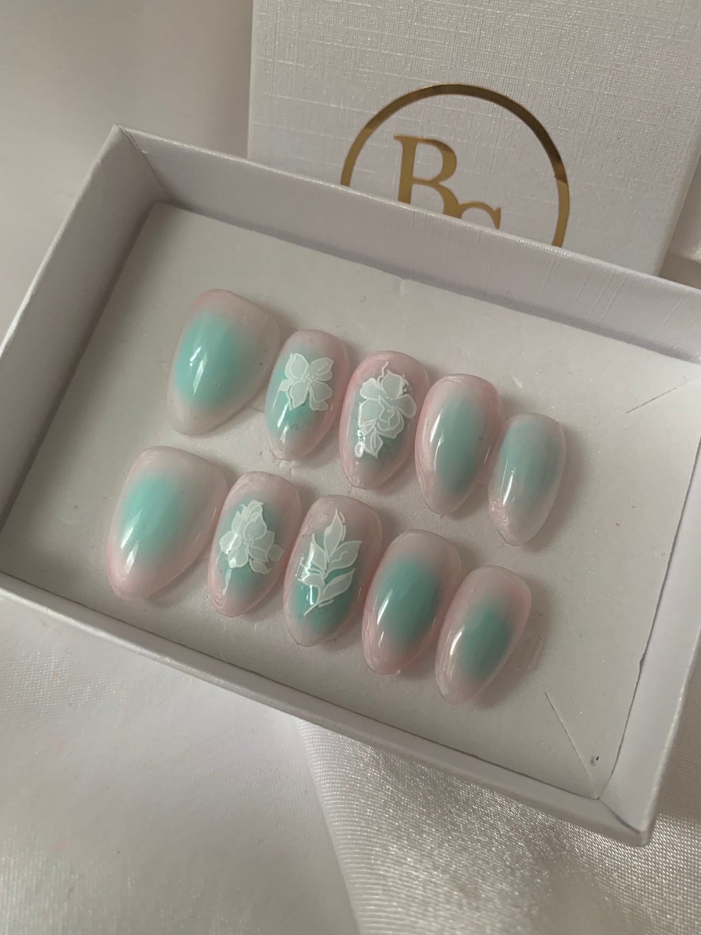 Glow pastel