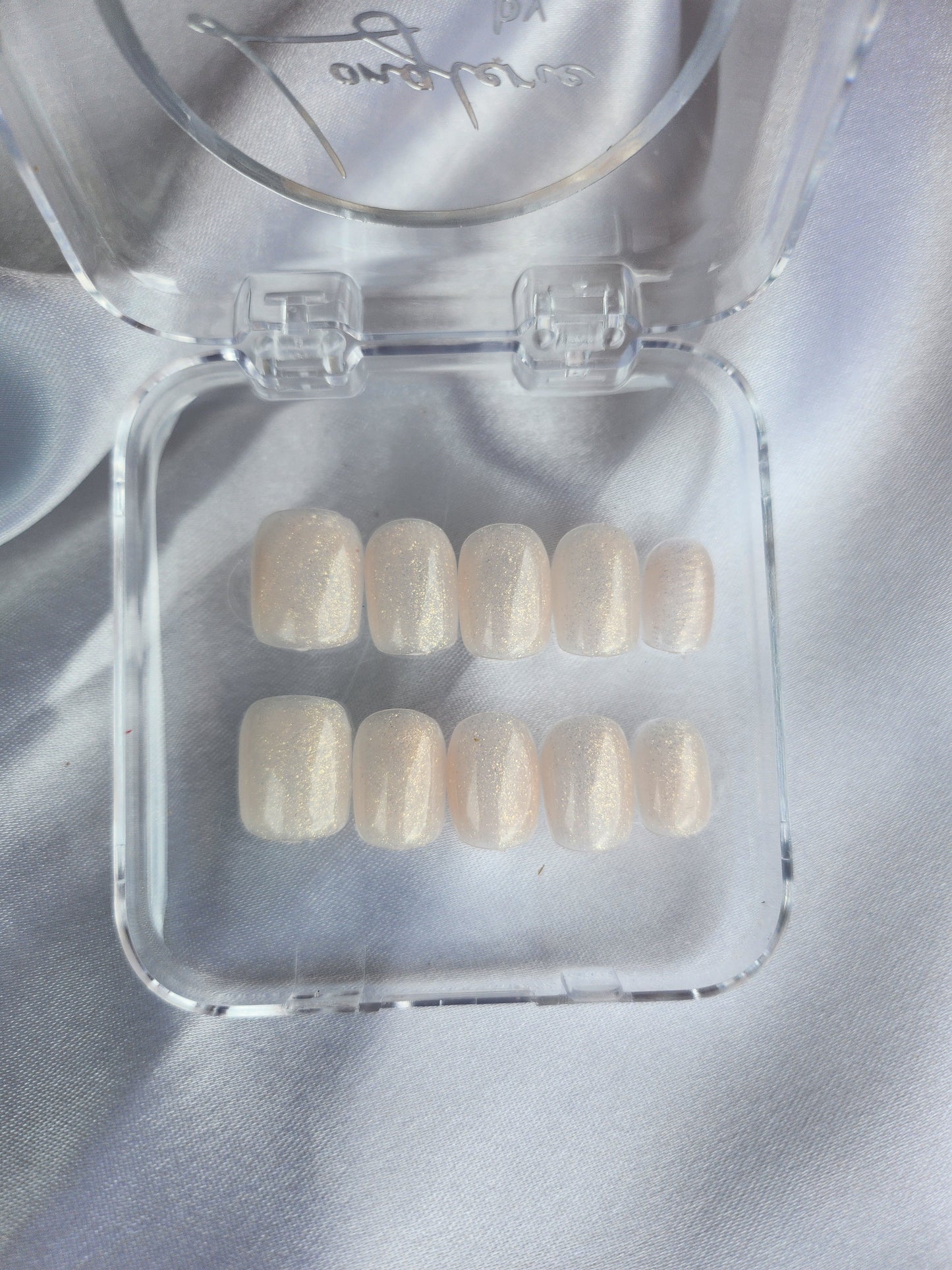 Milky Gold ✨🤍✨