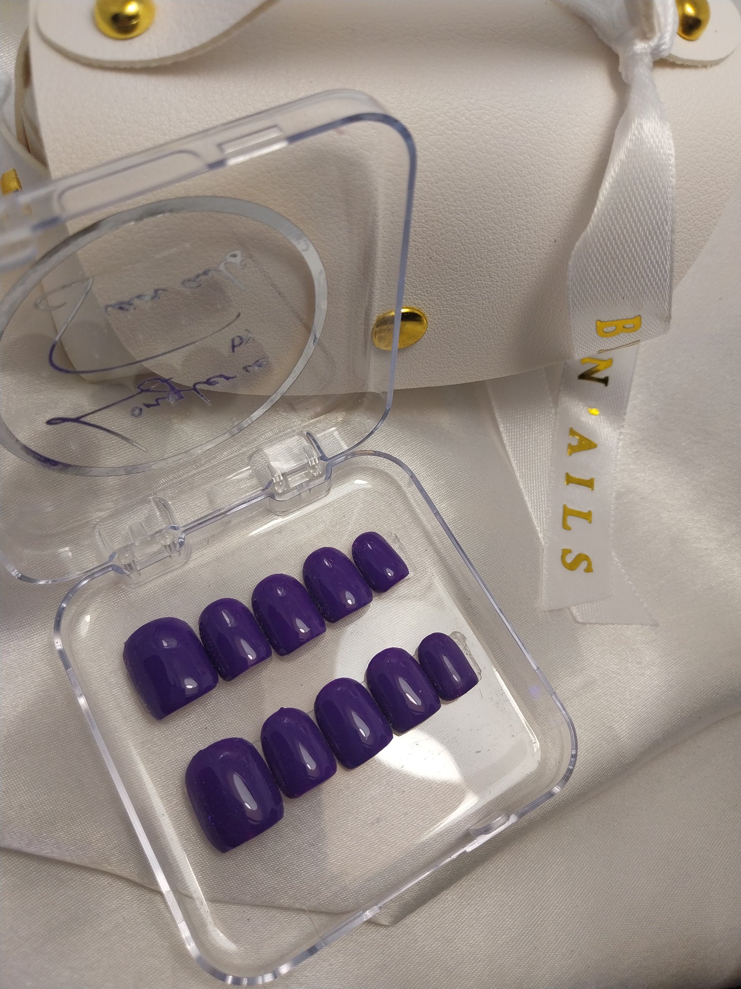 Purple Vibes : Juste toi, mais en mieux ! 💜⚡