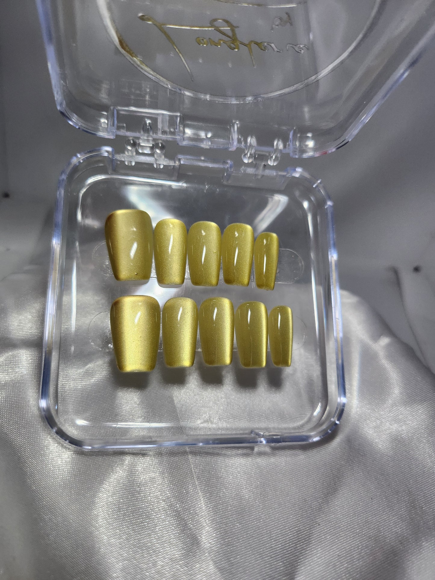 💚💛 Sunny Escape