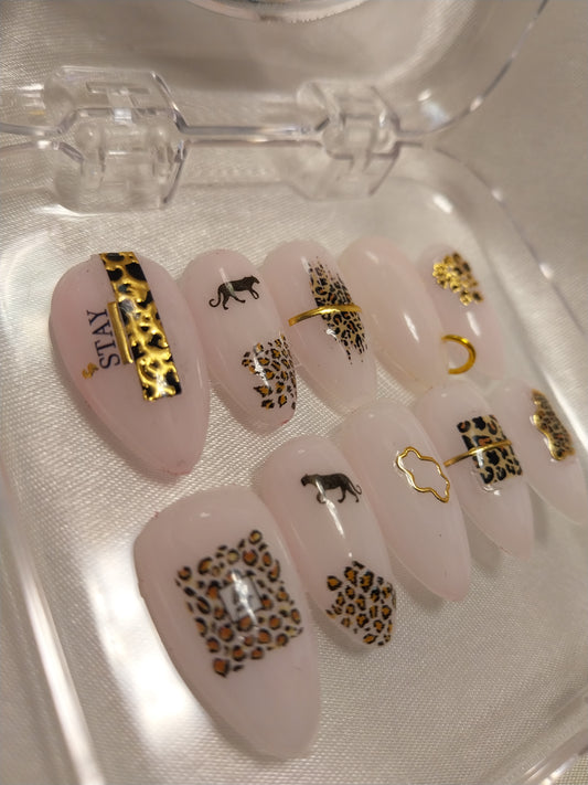 Savage Beauty 🐆💅🏼🕶