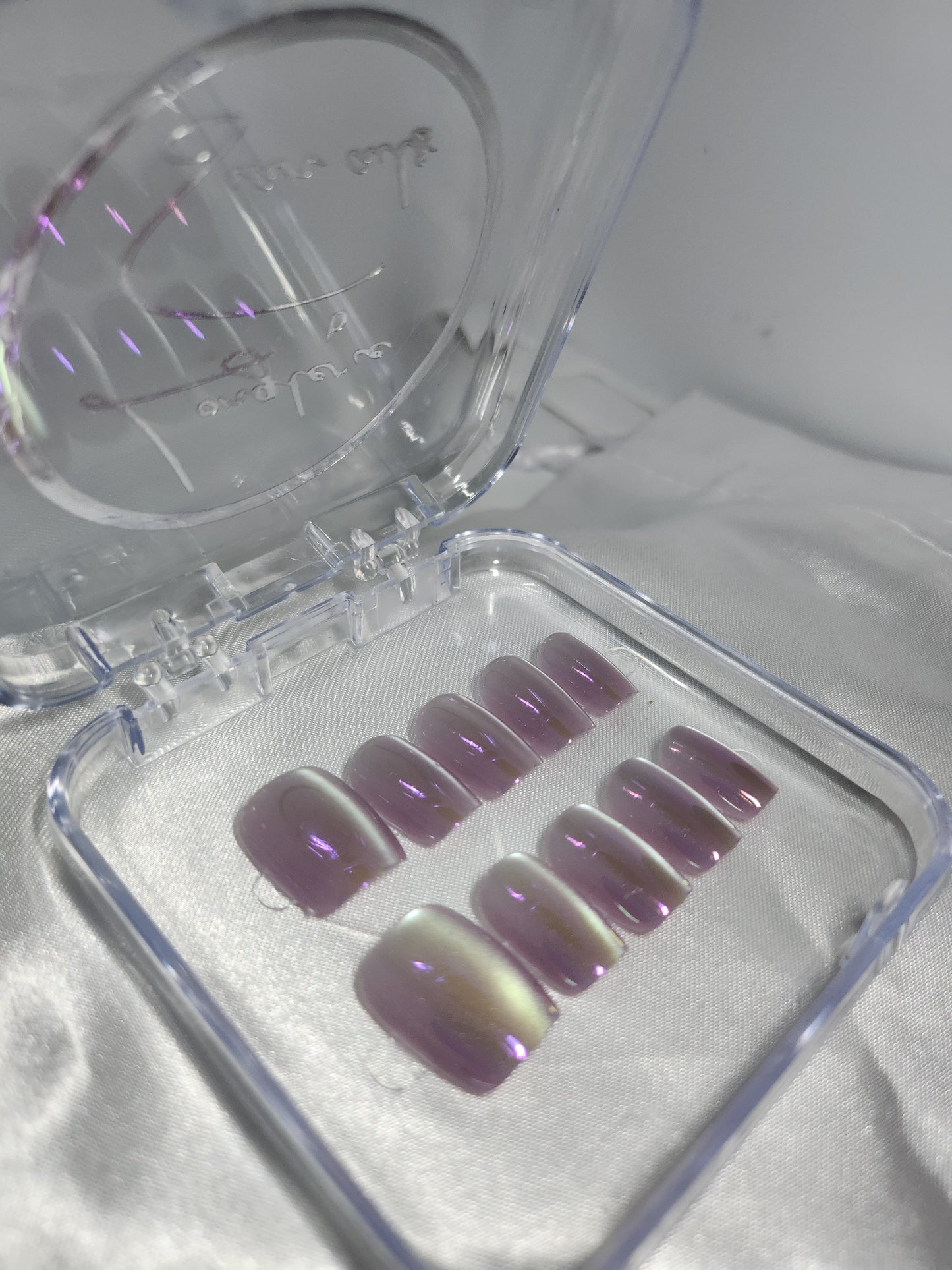 Holographic mood 🌈