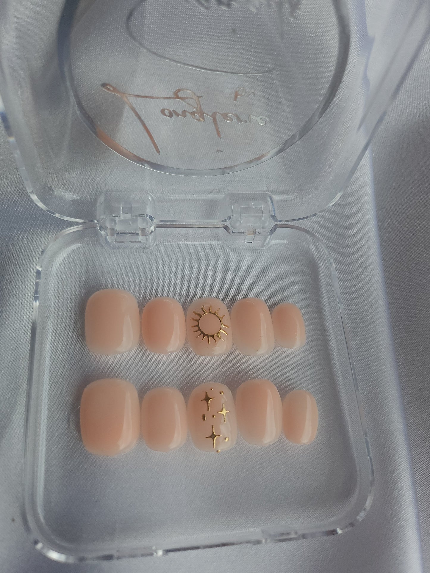 Nude Peach Aura – Glow Spirituel & Douceur Divine 🍑✨🧘‍♀️