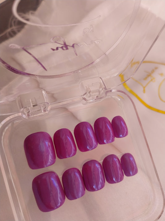 Violet Sirène: Shine On, Queen! 💜👑