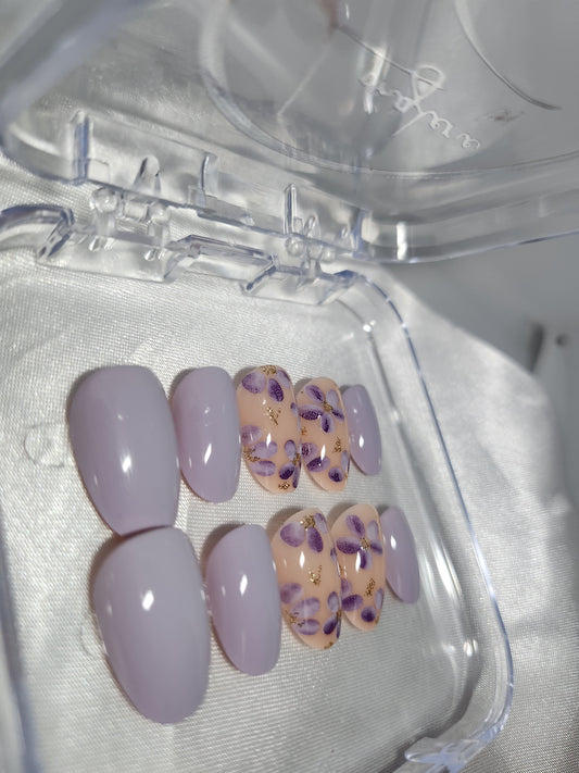 Lilas bloom 🪻💅🏼