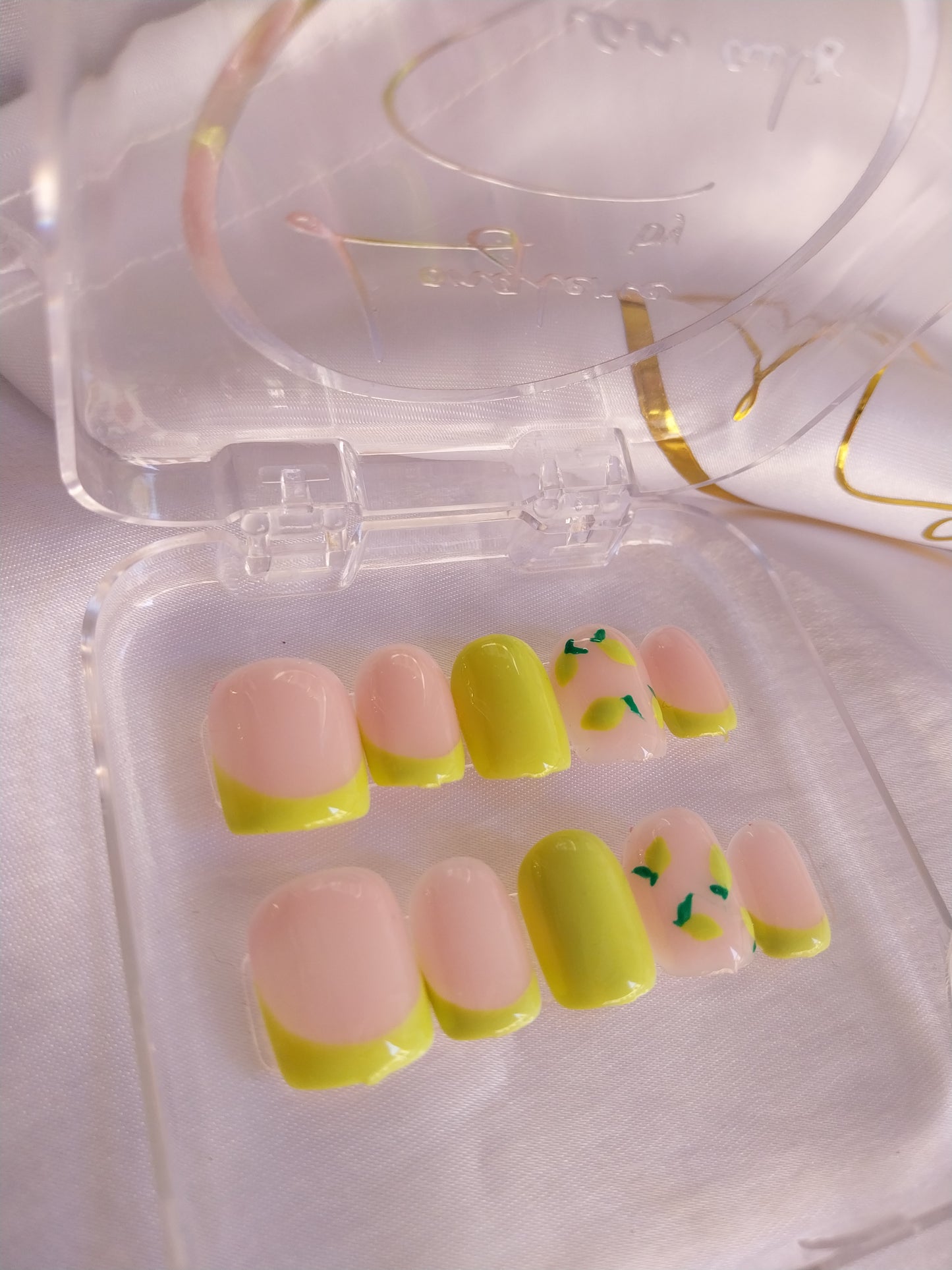 Lemon Juice : Un shot de fun dans ta journée !" 🍋☀️