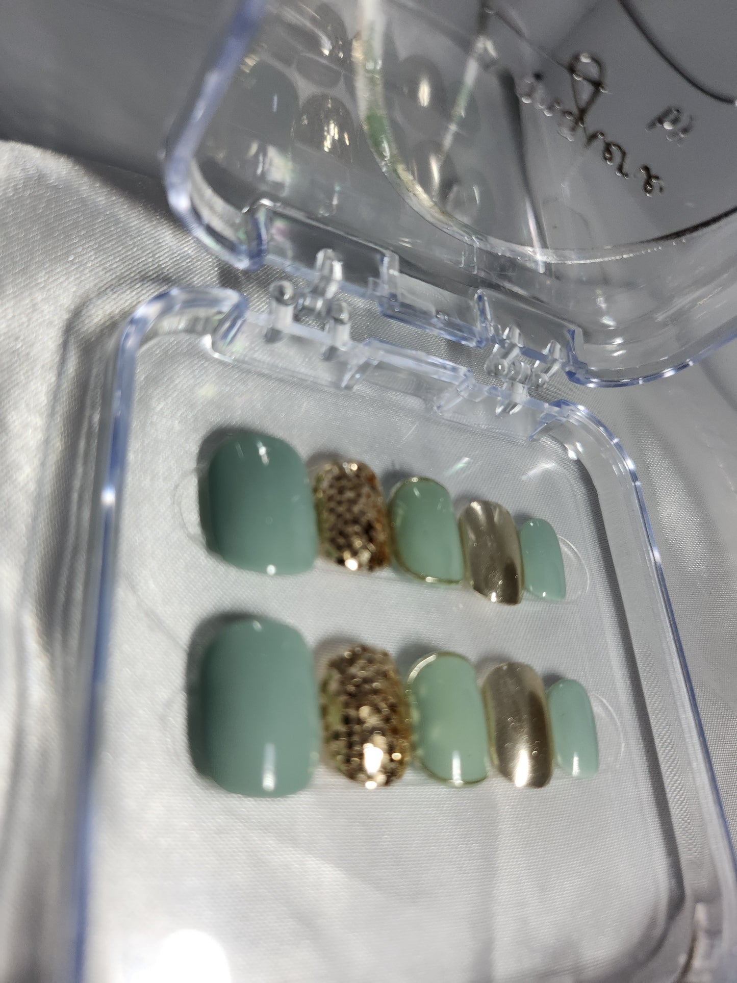 Gold Green 🍀✨️