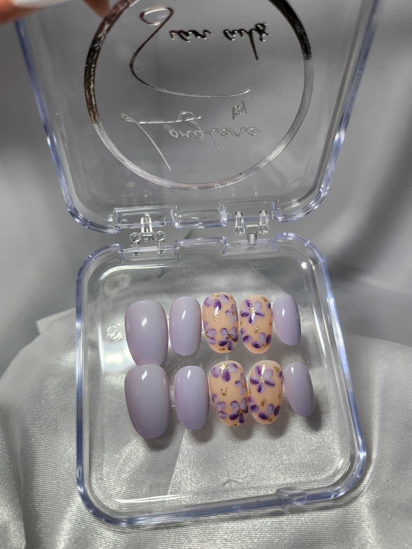 Lilas bloom 🪻💅🏼